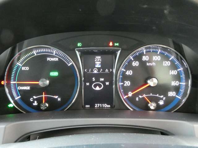 トヨタ クラウン　ハイブリッド ハイブリッド ２．５ Ｓ H27年 (関東) 99