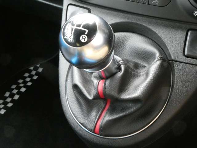 フィアット ５００（チンクエチェント） Ｓ H28年 (関東) 99