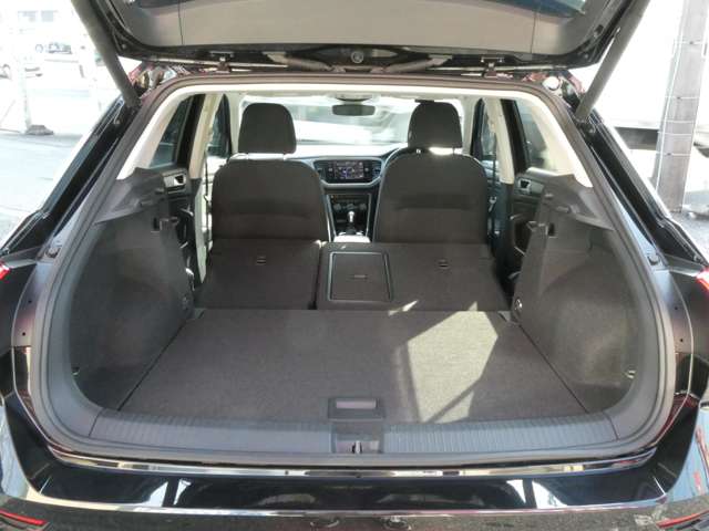 フォルクスワーゲン Ｔ－ＲＯＣ ＴＳＩ スタイル デザイン パッケージ R3年 (関東) 99