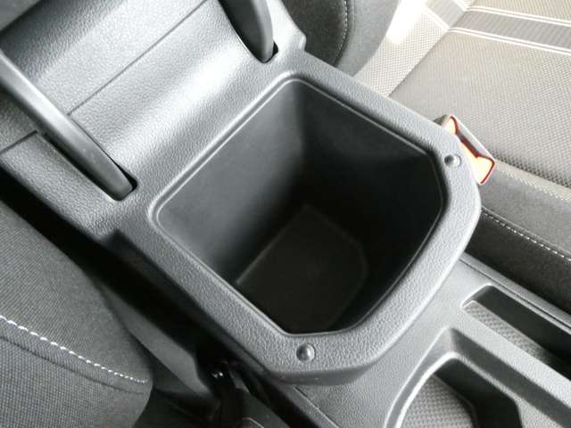 フォルクスワーゲン Ｔ－ＲＯＣ ＴＳＩ スタイル デザイン パッケージ R3年 (関東) 99