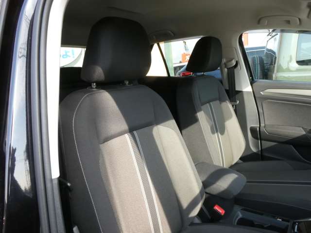 フォルクスワーゲン Ｔ－ＲＯＣ ＴＳＩ スタイル デザイン パッケージ R3年 (関東) 99