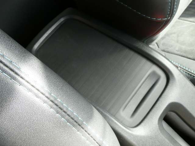 プジョー ２００８ クロスシティ R2年 (関東) 99