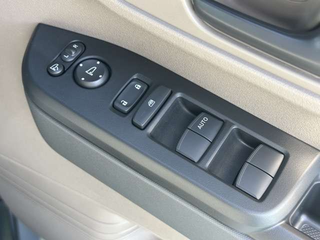 ホンダ Ｎ　ＢＯＸ ジョイ ６６０ ２トーン ４ＷＤ R7年 (東海) 99