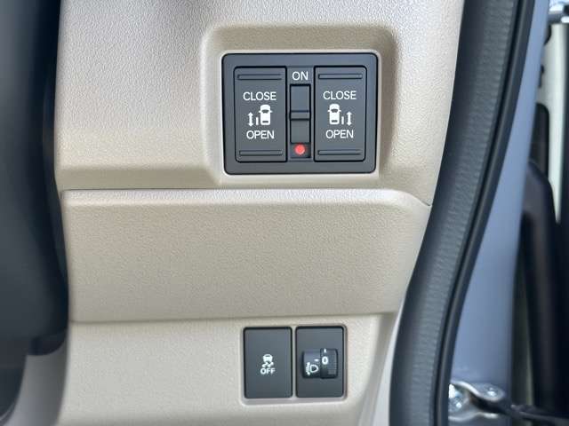 ホンダ Ｎ　ＢＯＸ ジョイ ６６０ ２トーン ４ＷＤ R7年 (東海) 99