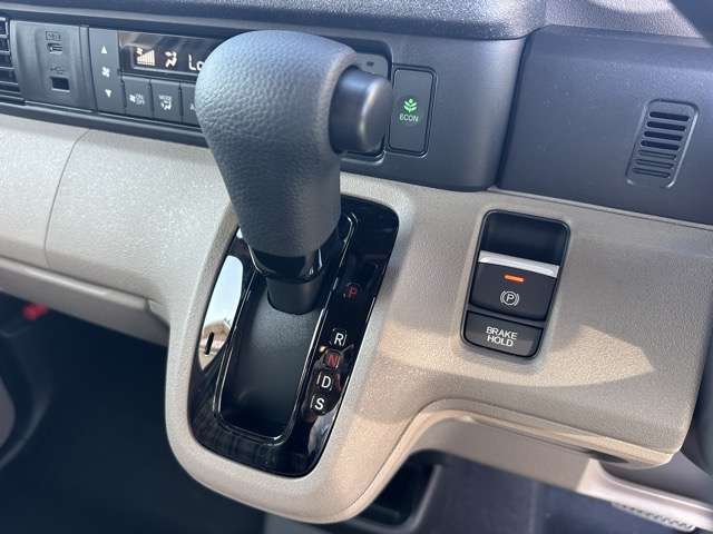 ホンダ Ｎ　ＢＯＸ ジョイ ６６０ ２トーン ４ＷＤ R7年 (東海) 99