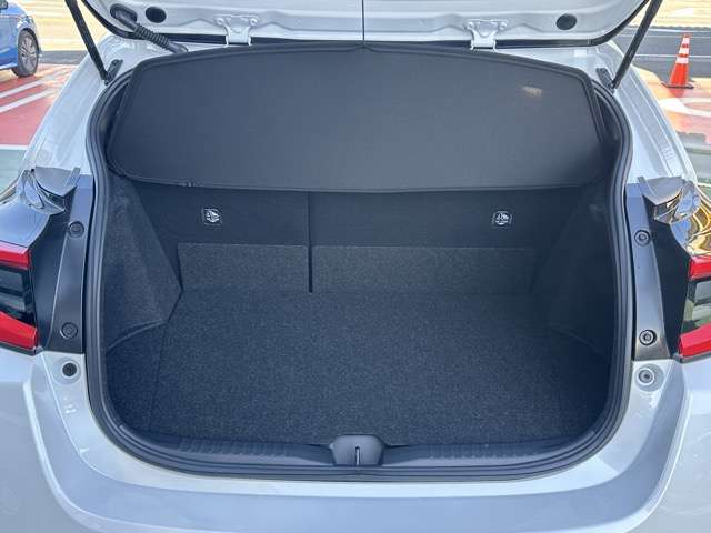 トヨタ ＧＲヤリス １．６ ＲＺ ハイ パフォーマンス ＧＲ－ＤＡＴ ４ＷＤ R7年 (東海) 99