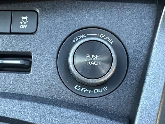 トヨタ ＧＲヤリス １．６ ＲＺ ハイ パフォーマンス ＧＲ－ＤＡＴ ４ＷＤ R7年 (東海) 99