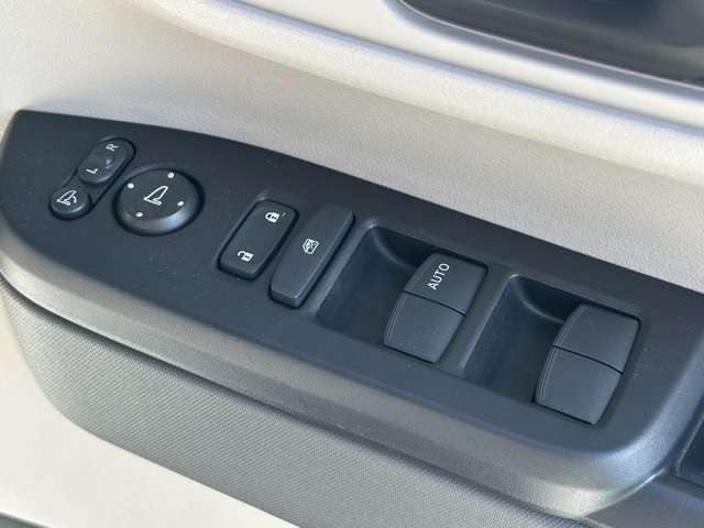 ホンダ Ｎ　ＢＯＸ ６６０ R6年 (東海) 99