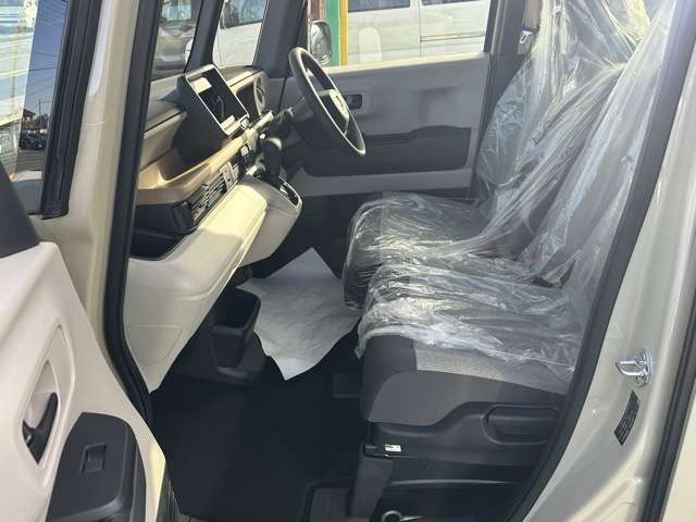 ホンダ Ｎ　ＢＯＸ ６６０ ファッションスタイル モノトーン R7年 (東海) 99