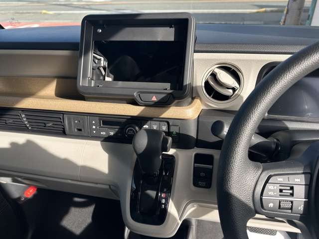 ホンダ Ｎ　ＢＯＸ ６６０ ファッションスタイル モノトーン R7年 (東海) 99