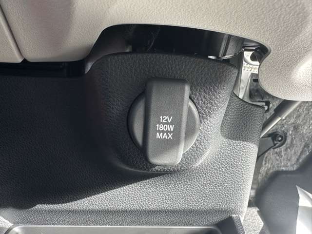 ホンダ Ｎ　ＢＯＸ ６６０ ファッションスタイル モノトーン R7年 (東海) 99