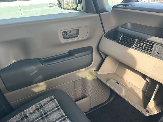 ホンダ Ｎ　ＢＯＸ ジョイ ６６０ ２トーン R7年 (東海) 99