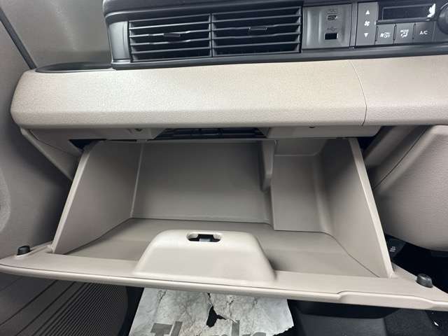 ホンダ Ｎ　ＢＯＸ ジョイ ６６０ ２トーン R7年 (東海) 99