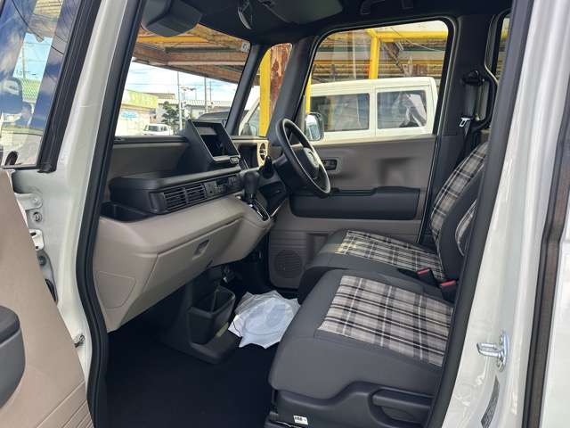 ホンダ Ｎ　ＢＯＸ ジョイ ６６０ モノトーン R7年 (東海) 99