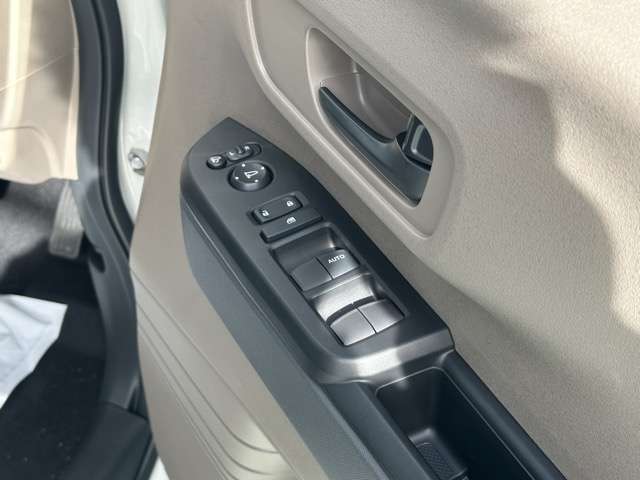 ホンダ Ｎ　ＢＯＸ ジョイ ６６０ モノトーン R7年 (東海) 99