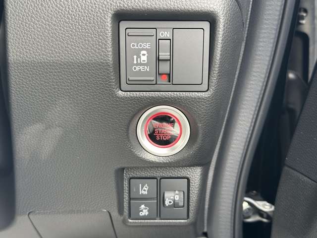 ホンダ Ｎ　ＢＯＸ カスタム ６６０ Ｌ R5年 (東海) 99