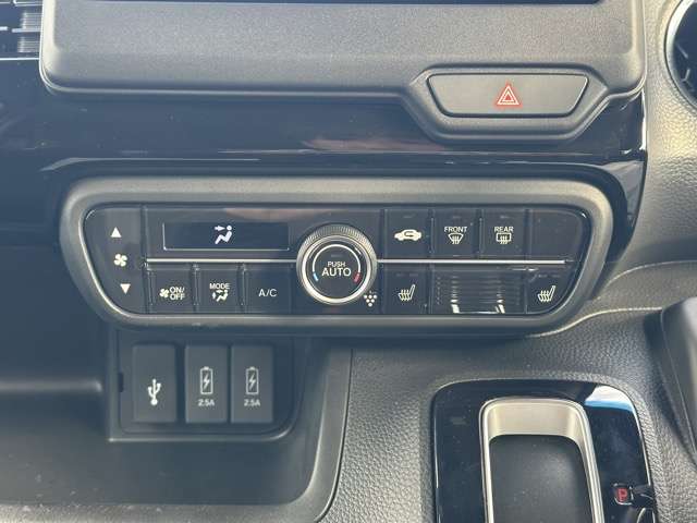 ホンダ Ｎ　ＢＯＸ カスタム ６６０ Ｌ R5年 (東海) 99