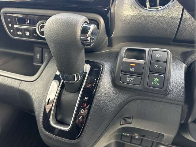 ホンダ Ｎ　ＢＯＸ カスタム ６６０ Ｌ R5年 (東海) 99