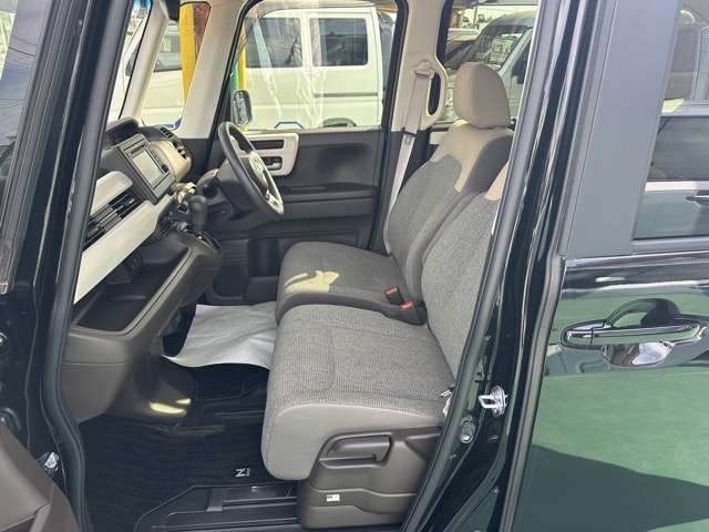 ホンダ Ｎ　ＢＯＸ ６６０ ＥＸ R4年 (東海) 99