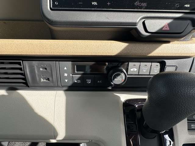 ホンダ Ｎ　ＢＯＸ ６６０ ファッションスタイル R6年 (東海) 99