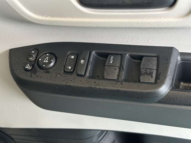 ホンダ Ｎ　ＢＯＸ ６６０ ファッションスタイル モノトーン R7年 (東海) 99