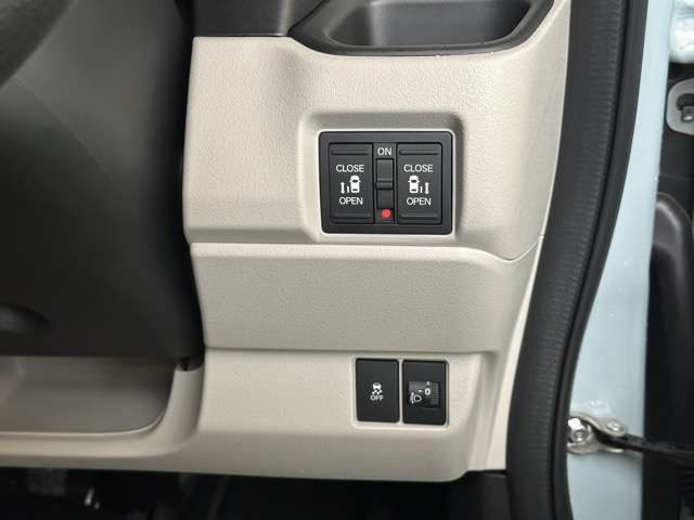 ホンダ Ｎ　ＢＯＸ ６６０ ファッションスタイル モノトーン R7年 (東海) 99