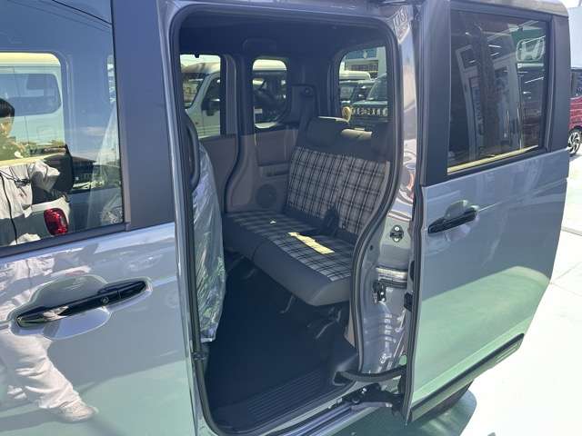 ホンダ Ｎ　ＢＯＸ ジョイ ６６０ ２トーン R7年 (東海) 99