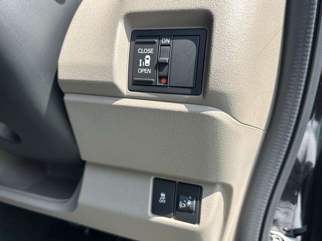 ホンダ Ｎ　ＢＯＸ ジョイ ６６０ モノトーン R7年 (東海) 99