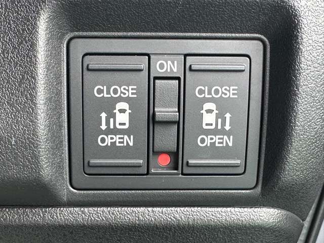 ホンダ Ｎ　ＢＯＸ カスタム ６６０ ターボ コーディネートスタイル モノトーン R5年 (東海) 99