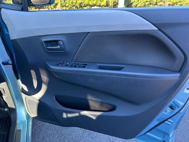 スズキ ワゴンＲ ６６０ ＦＸ H27年 (東海) 99