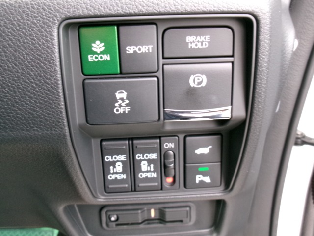 ホンダ オデッセイ　ハイブリッド ２．０ Ｅ：ＨＥＶ アブソルート ＥＸ ブラックエディション R5年 (東北) 99