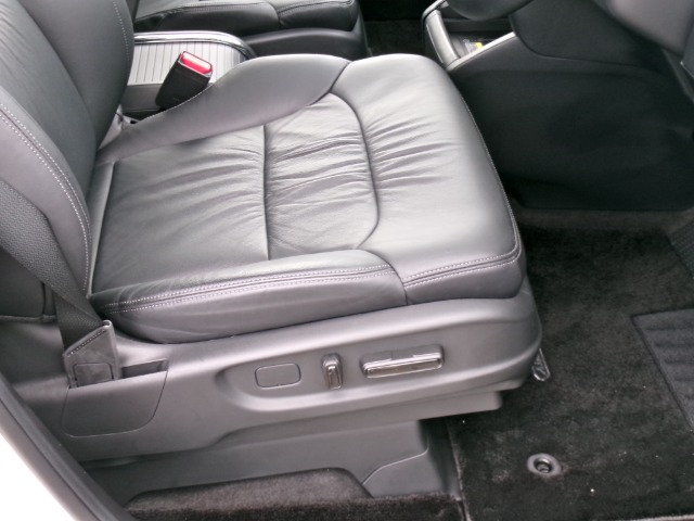 ホンダ オデッセイ　ハイブリッド ２．０ Ｅ：ＨＥＶ アブソルート ＥＸ ブラックエディション R5年 (東北) 99