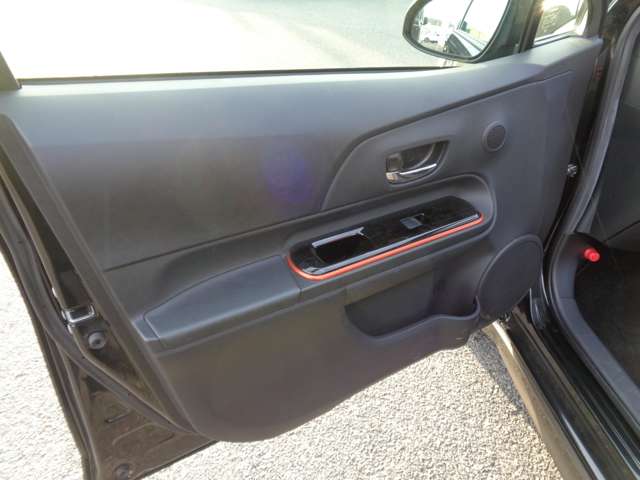 トヨタ アクア １．５ Ｘ－ＵＲＢＡＮ H27年 (中国) 99