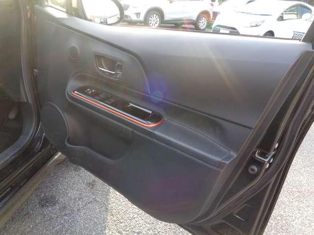 トヨタ アクア １．５ Ｘ－ＵＲＢＡＮ H27年 (中国) 99