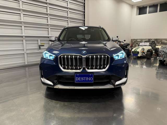 ＢＭＷ ｉＸ１ Ｘドライブ３０ Ｘライン ４ＷＤ R5年 (関東) 99