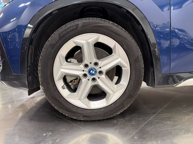 ＢＭＷ ｉＸ１ Ｘドライブ３０ Ｘライン ４ＷＤ R5年 (関東) 99