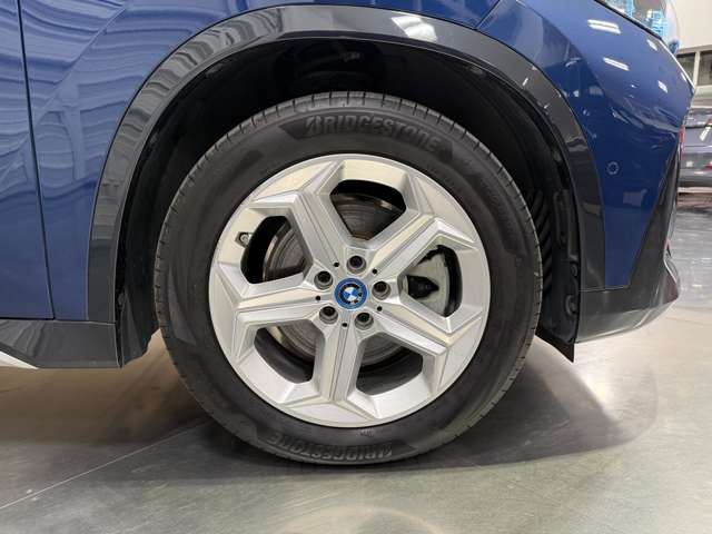 ＢＭＷ ｉＸ１ Ｘドライブ３０ Ｘライン ４ＷＤ R5年 (関東) 99