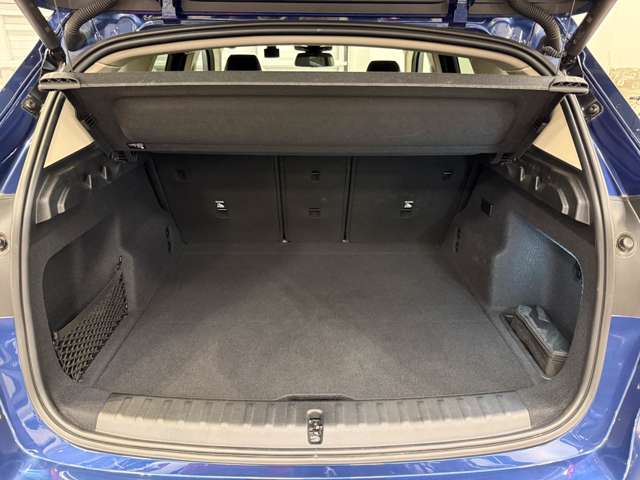 ＢＭＷ ｉＸ１ Ｘドライブ３０ Ｘライン ４ＷＤ R5年 (関東) 99