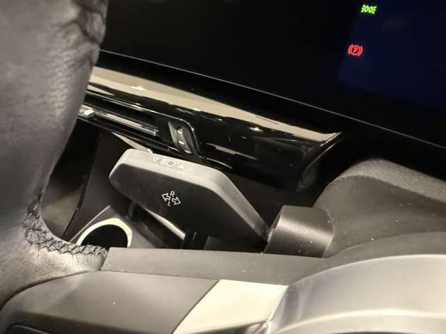 ＢＭＷ ｉＸ１ Ｘドライブ３０ Ｘライン ４ＷＤ R5年 (関東) 99