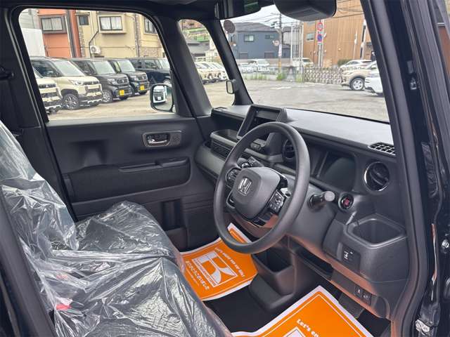 ホンダ Ｎ　ＢＯＸ カスタム ６６０ R7年 (近畿) 99