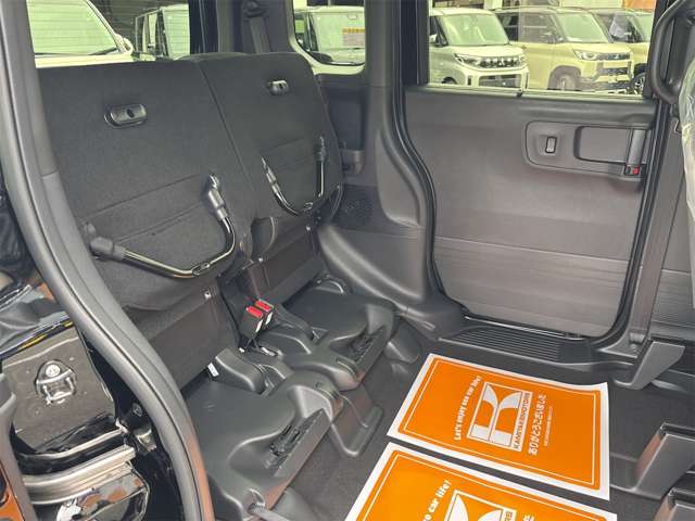 ホンダ Ｎ　ＢＯＸ カスタム ６６０ R7年 (近畿) 99