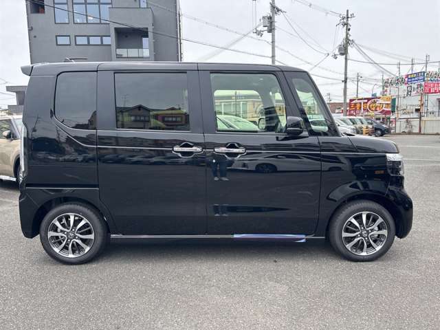 ホンダ Ｎ　ＢＯＸ カスタム ６６０ R7年 (近畿) 99