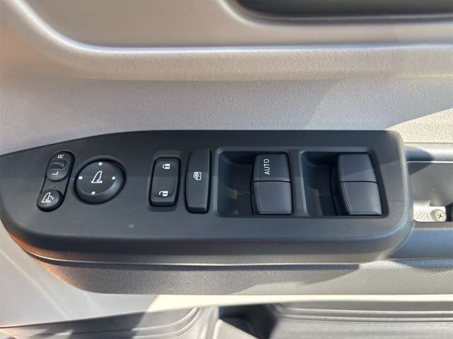 ホンダ Ｎ　ＢＯＸ ６６０ R7年 (近畿) 99