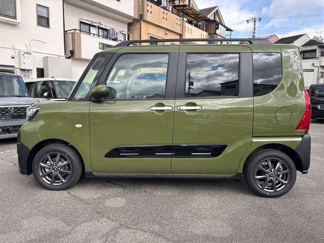 ダイハツ タント ６６０ ファンクロス R6年 (近畿) 99