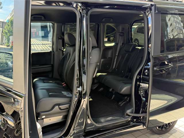 ホンダ Ｎ　ＢＯＸ カスタム ６６０ Ｌ ターボ スタイルプラス ブラック R4年 (近畿) 99