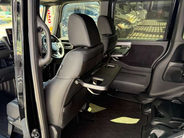 ホンダ Ｎ　ＢＯＸ カスタム ６６０ Ｌ ターボ スタイルプラス ブラック R4年 (近畿) 99