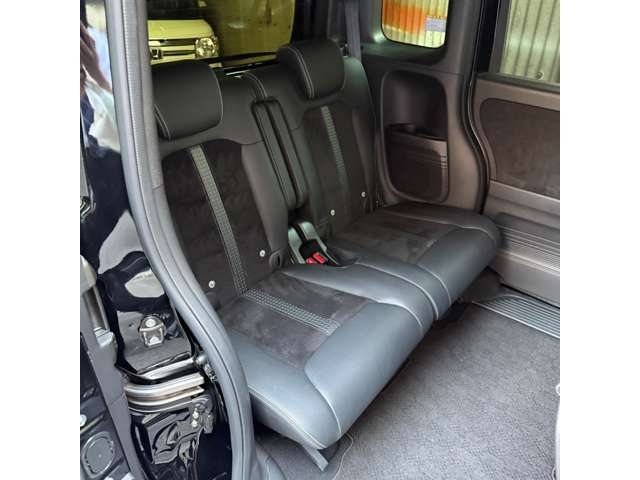 ホンダ Ｎ　ＢＯＸ カスタム ６６０ Ｌ ターボ スタイルプラス ブラック R4年 (近畿) 99