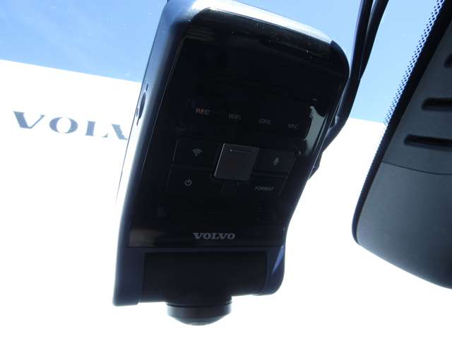 ボルボ Ｖ６０ ウルトラ　Ｂ４ R7年 (四国) 99