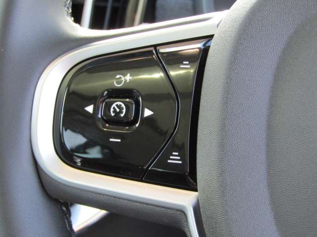 ボルボ ＸＣ９０ ウルトラ Ｔ８ ＡＷＤ プラグイン ハイブリッド ４ＷＤ R7年 (四国) 99