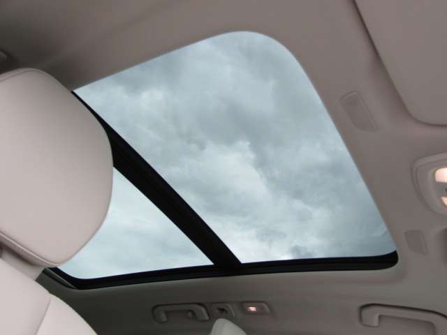 ボルボ ＸＣ６０ アルティメット Ｂ５ ＡＷＤ ４ＷＤ R4年 (四国) 99